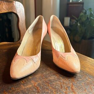 Vintage Bruno Magli Pink Snakeskin Embossed Leather Heels. Size 7.5